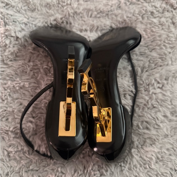 Saint Laurent black heels with YSL logo heel - Picture 5 of 6